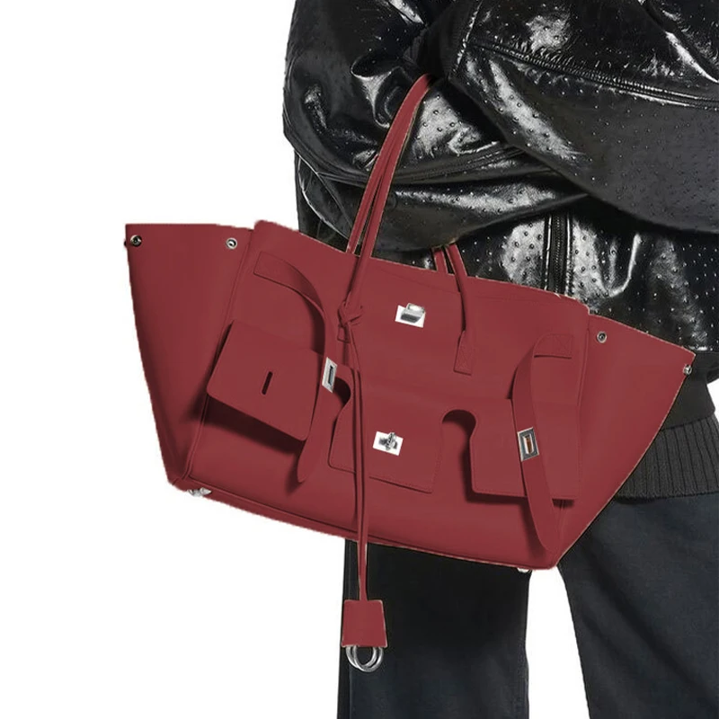 luxury large capacity wing tote bag – high quality pu leather, gold/silver lock, fashion shoulder bag for women luxury large capacity wing tote bag – high quality pu leather, gold/silver lock, fashion shoulder bag for women